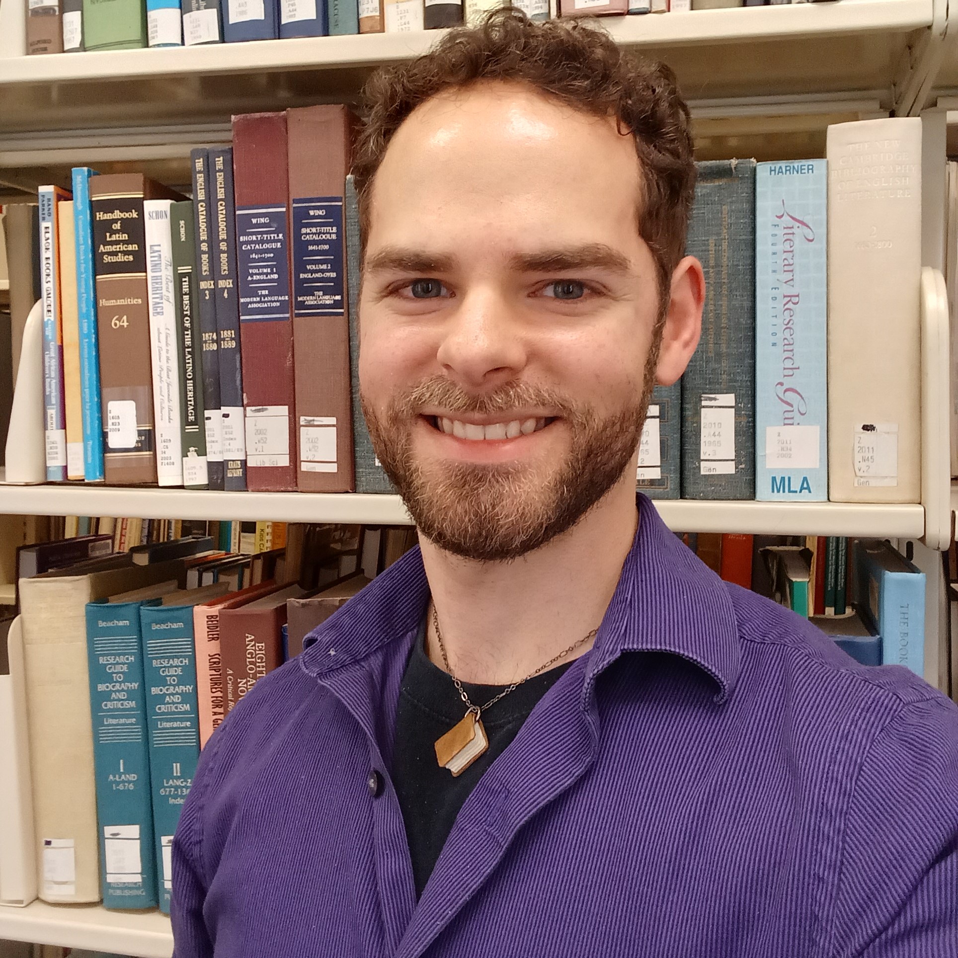 headshot of librarian Dan Mills 